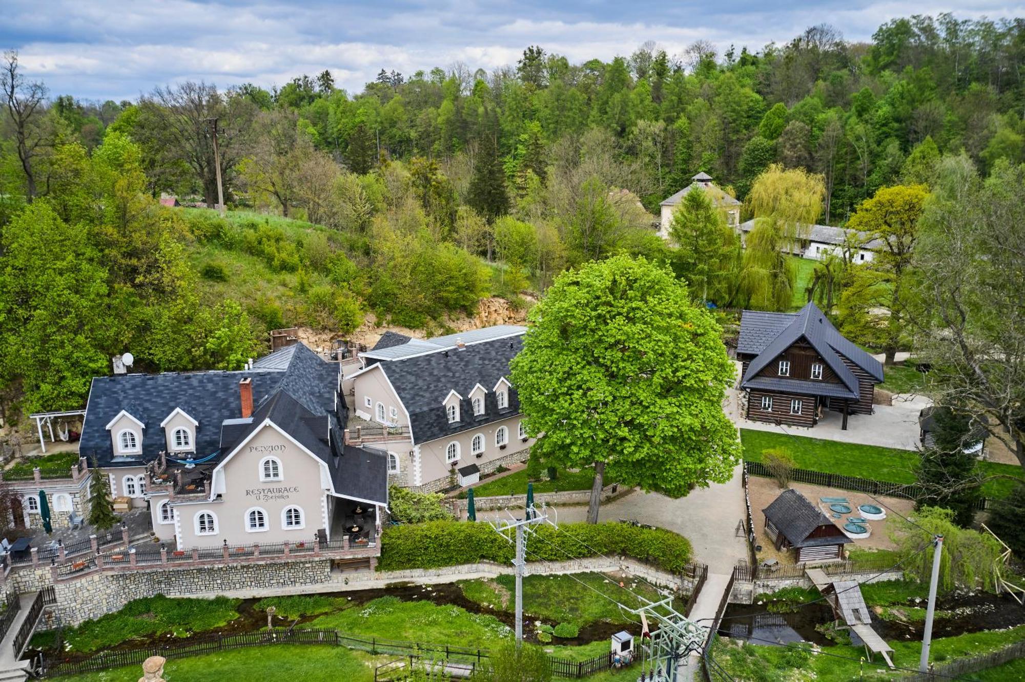 Penzion U Zbehlika Світави Екстер'єр фото